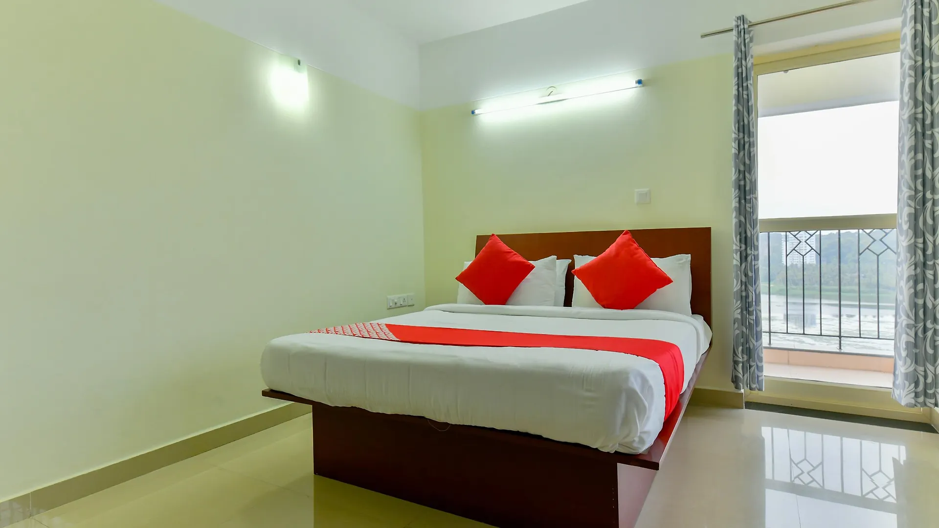 Super Hotel O Tyche Stays Thiruvananthapuram