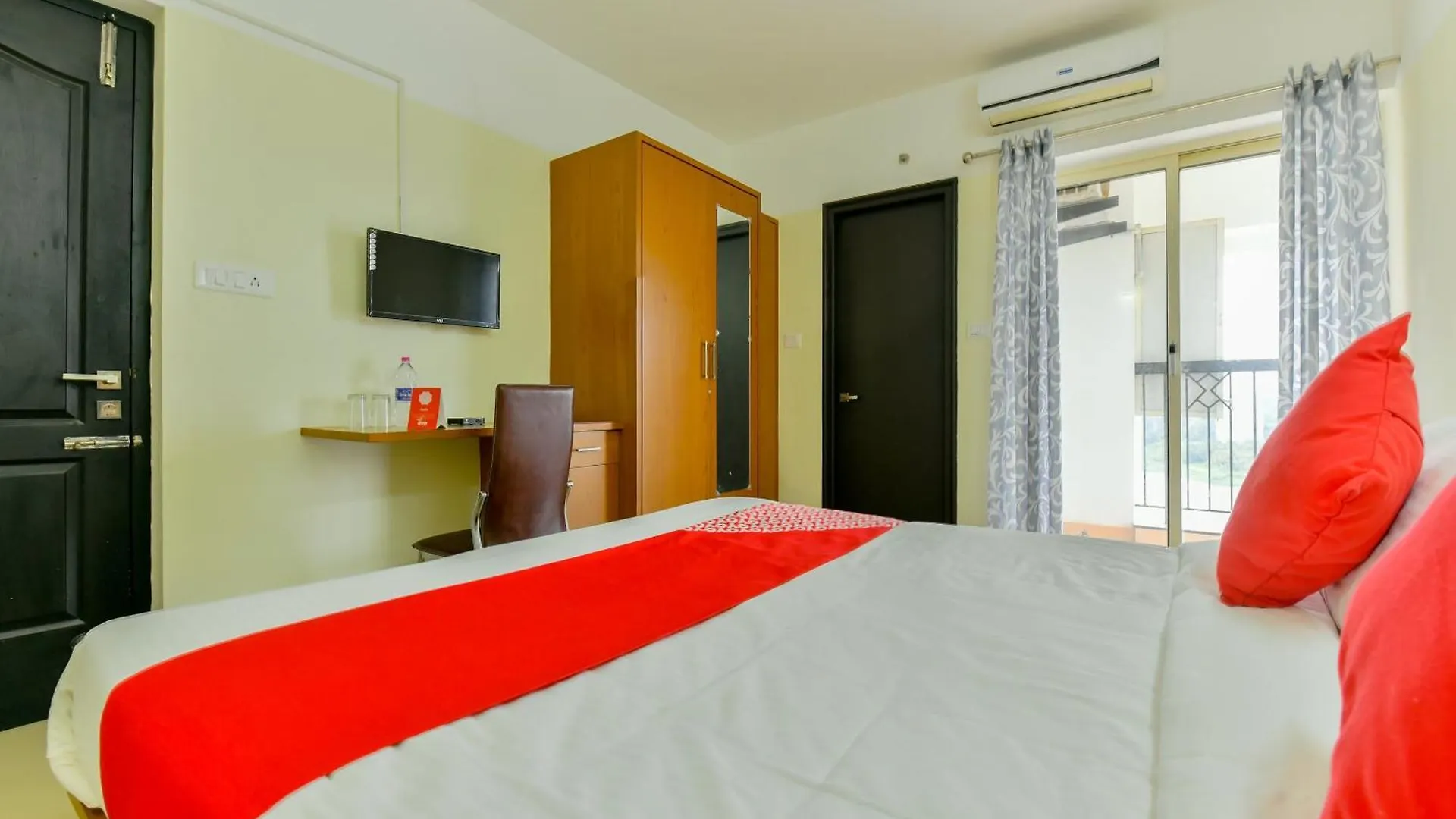 Super Hotel O Tyche Stays Thiruvananthapuram